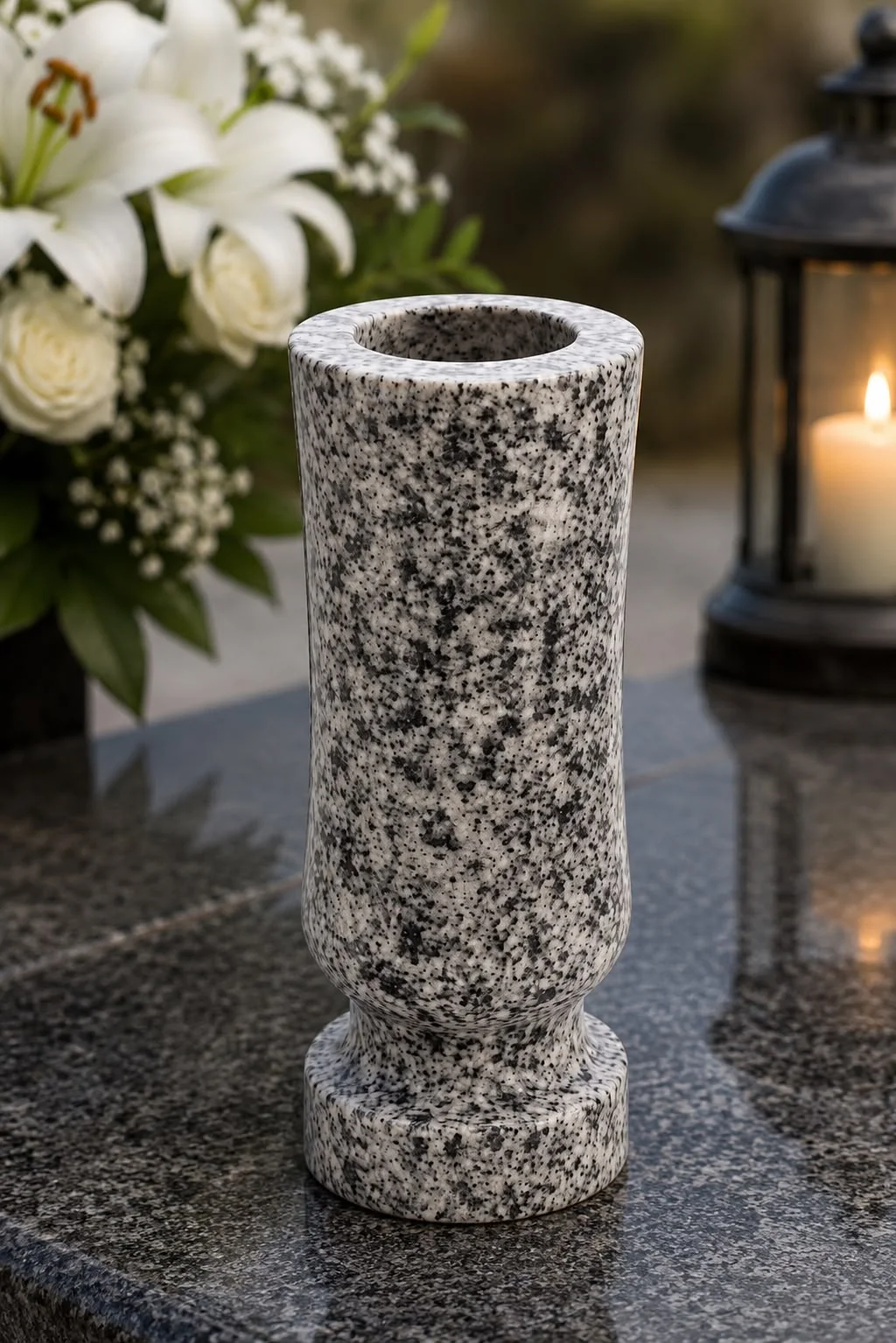 Vaza funerara nuanta Granit Gri